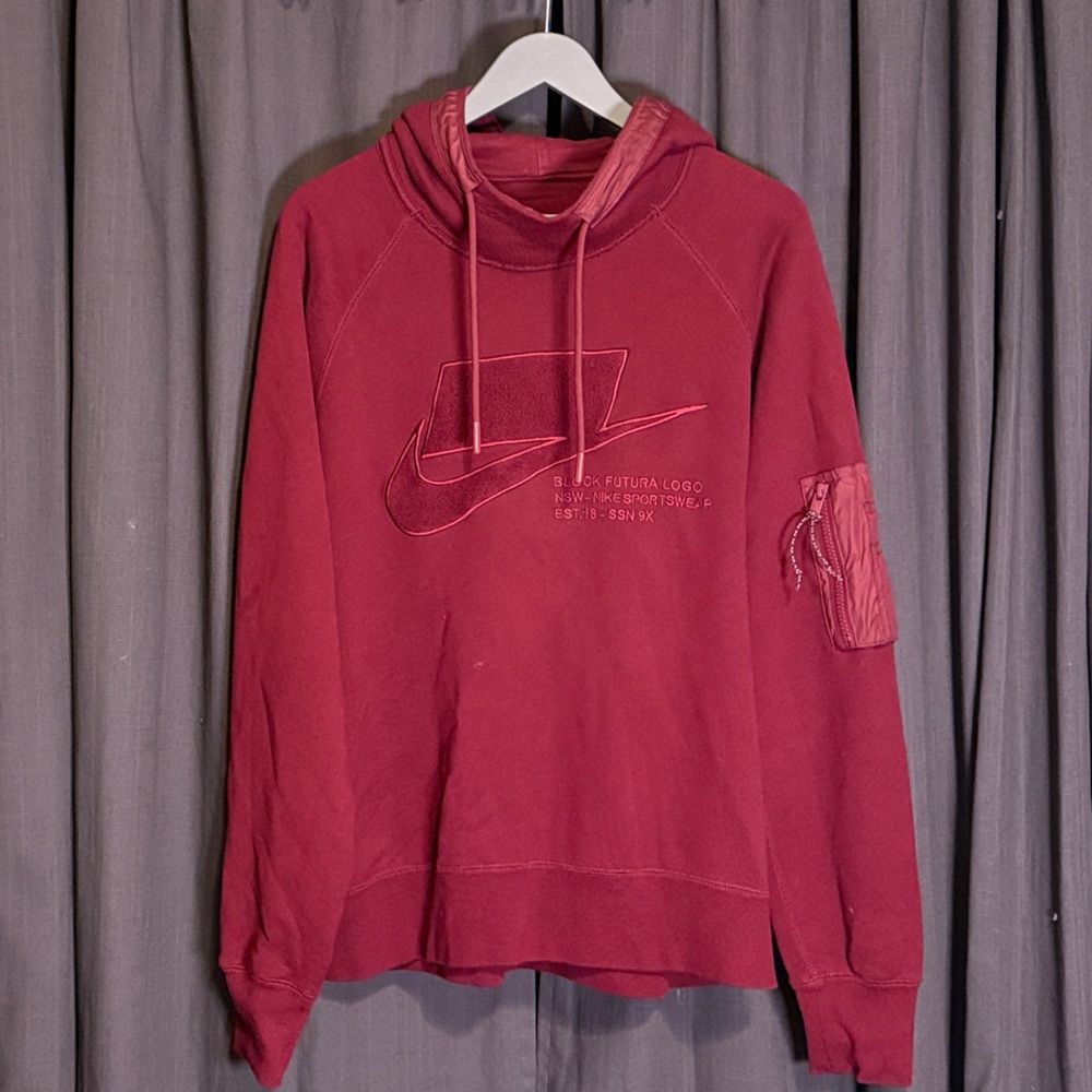 Nike Maroon Sweatshirt with Logo